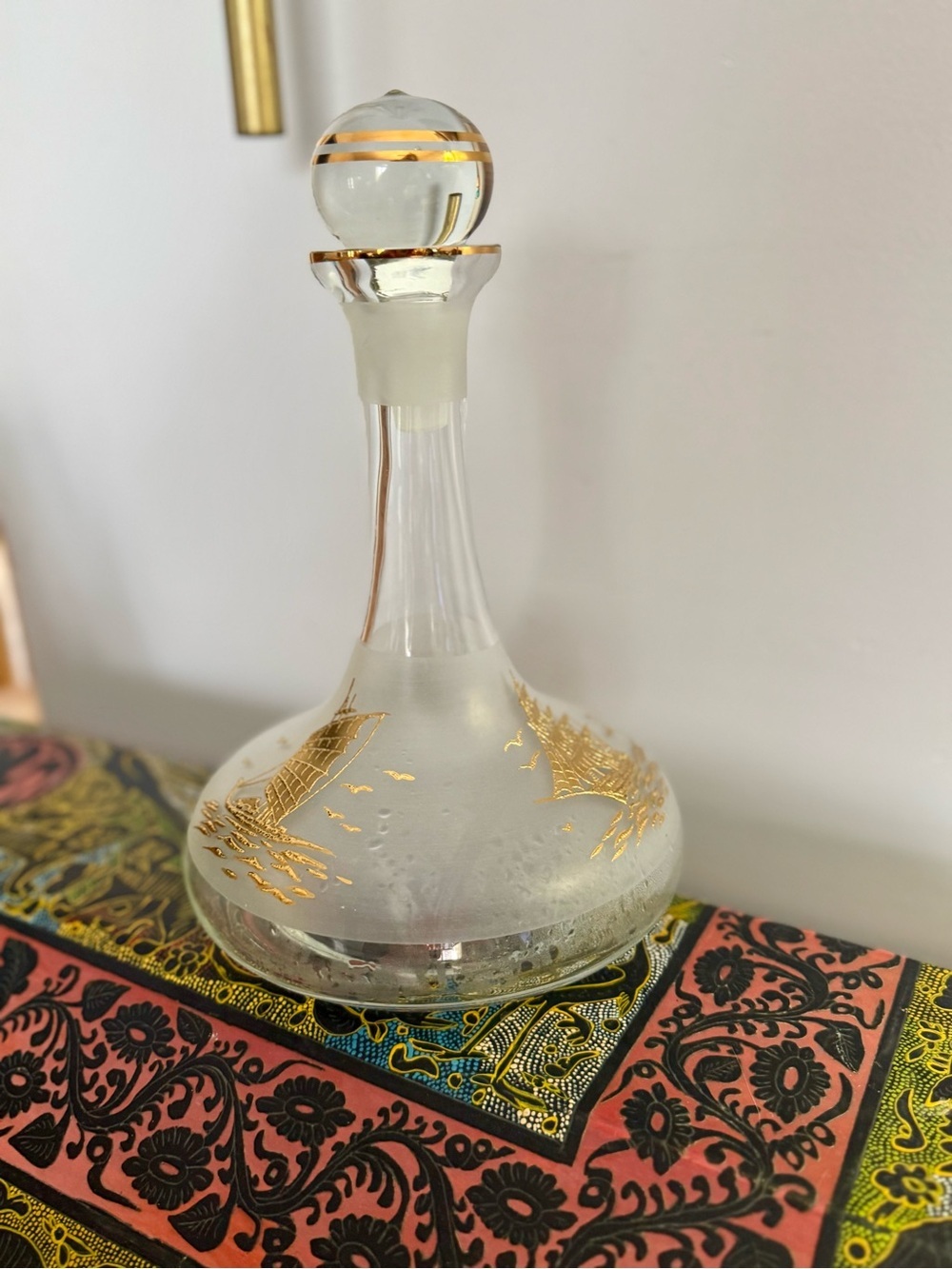 Rare Bohemia Crystal Decanter Frosted Glass with 22K Gold Nautical Design - Picture 4 of 10